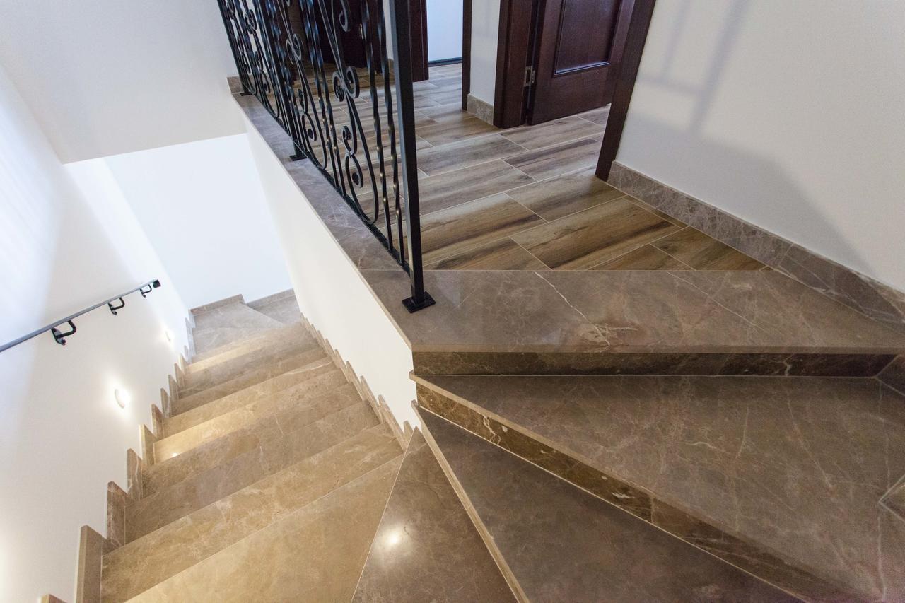 Ferienwohnung Rosmarino Sveti Stefan Exterior foto